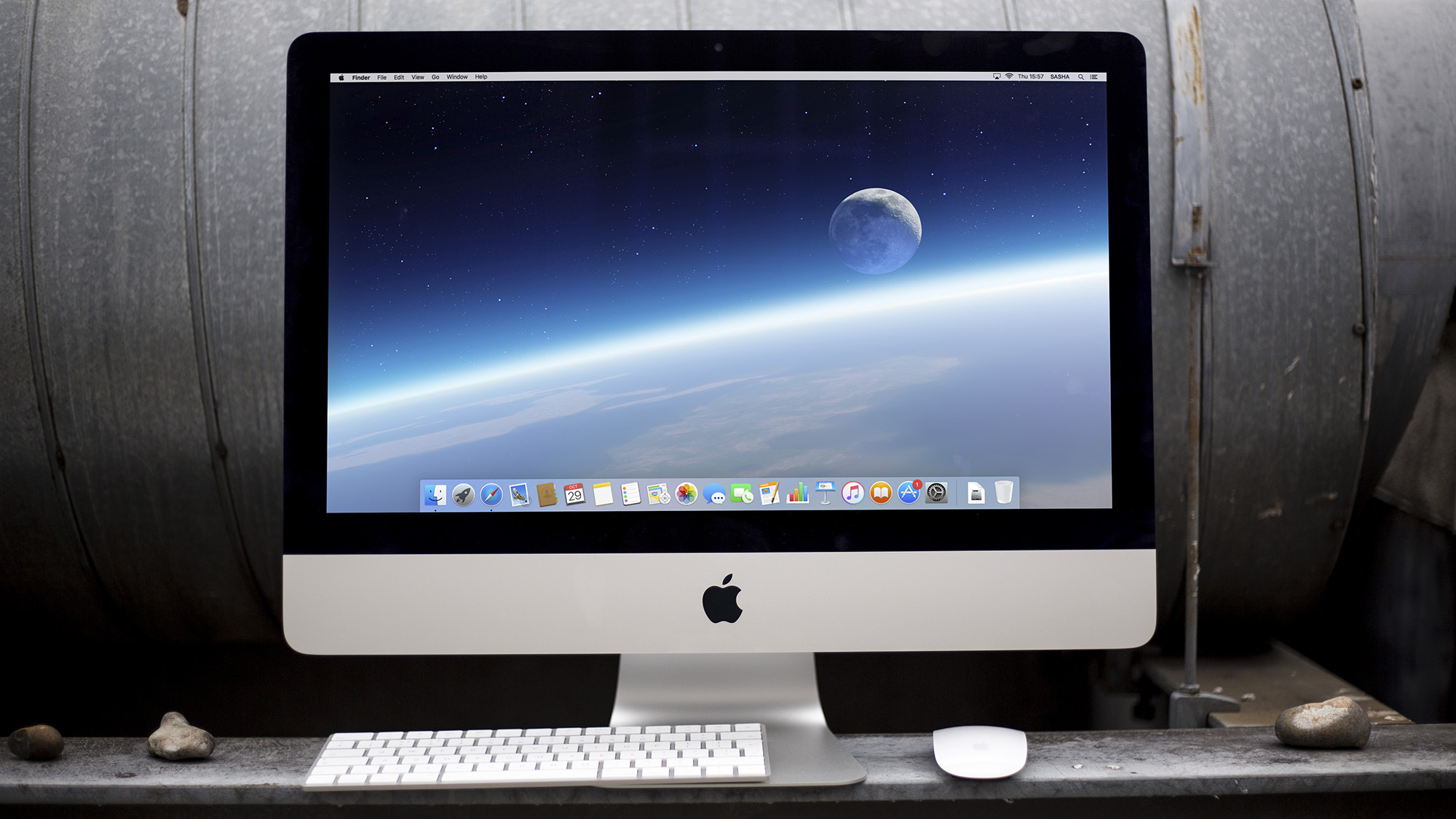 Apple iMac 21인치 리뷰(2015년 후반): 픽셀이 많은 작은 컴퓨터
