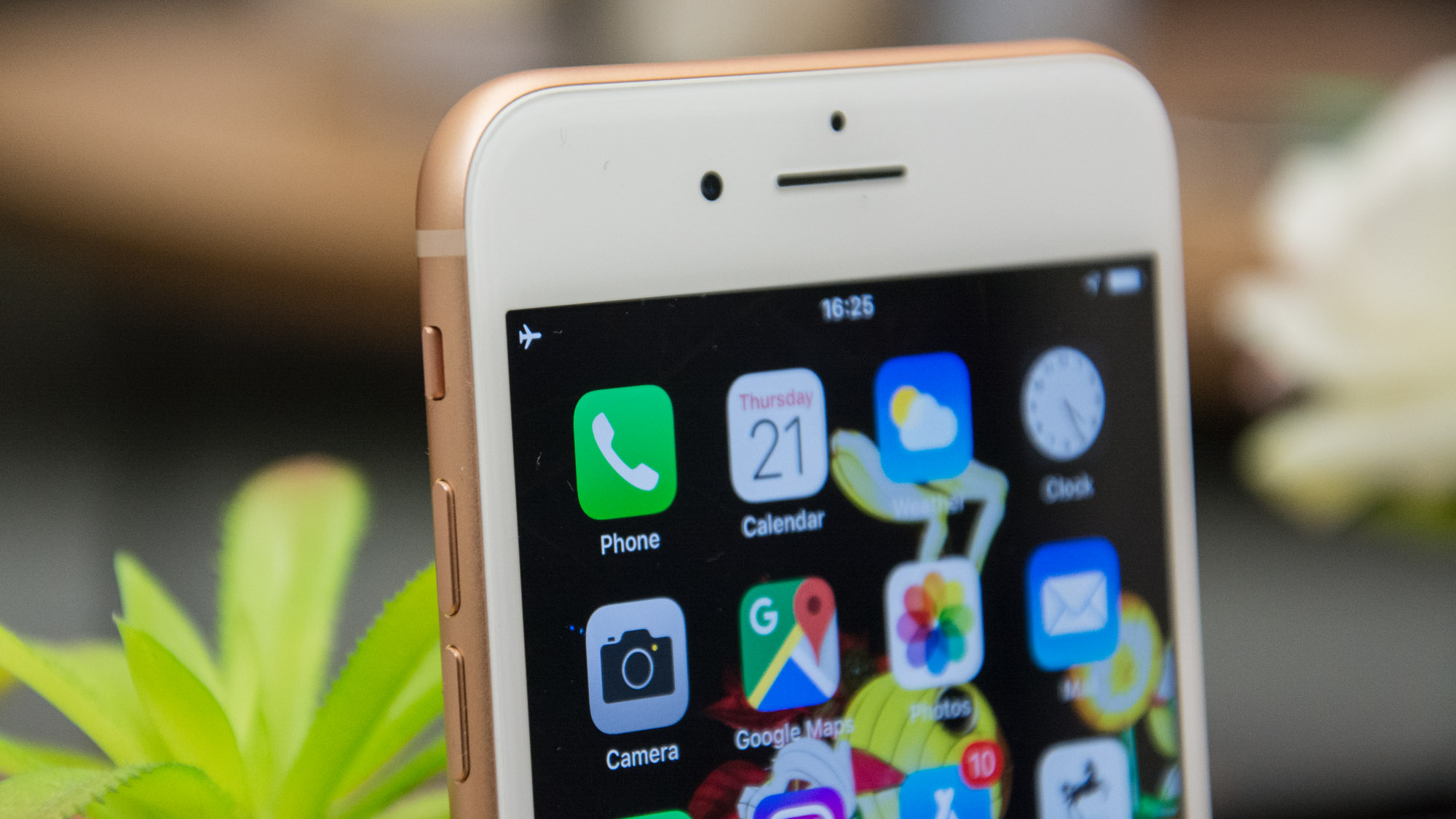 Обзор Apple iPhone 8 Plus: быстрый, но далеко не вдохновляющий
